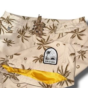 HOWLER BROTHERS Board Shorts Men 30 Palm Tree Unlined Swim Trunks Beach Tropical